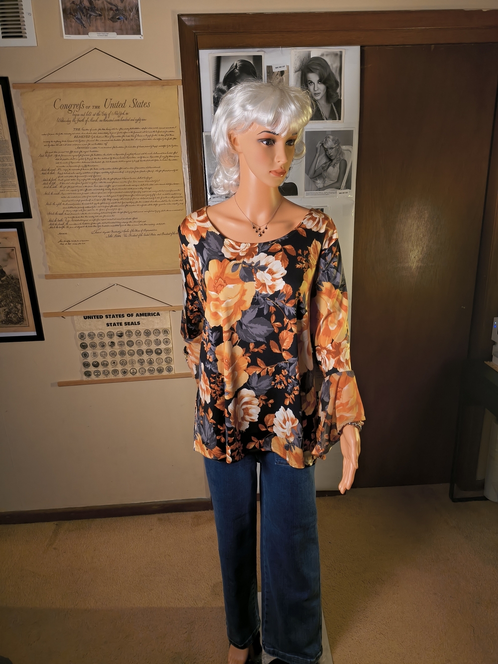 Thomas & Olivia Womens 2X Black Orange Floral Bell Sleeve Blouse NWT